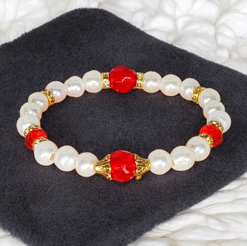 Freshwater Pearls Red Gem Bracelet Coquette Dolce Vita Old Hollywood Glam Beach